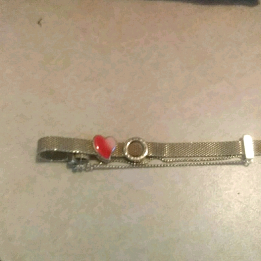 Euc. 6 7 auth pandora relexions and 2 charms